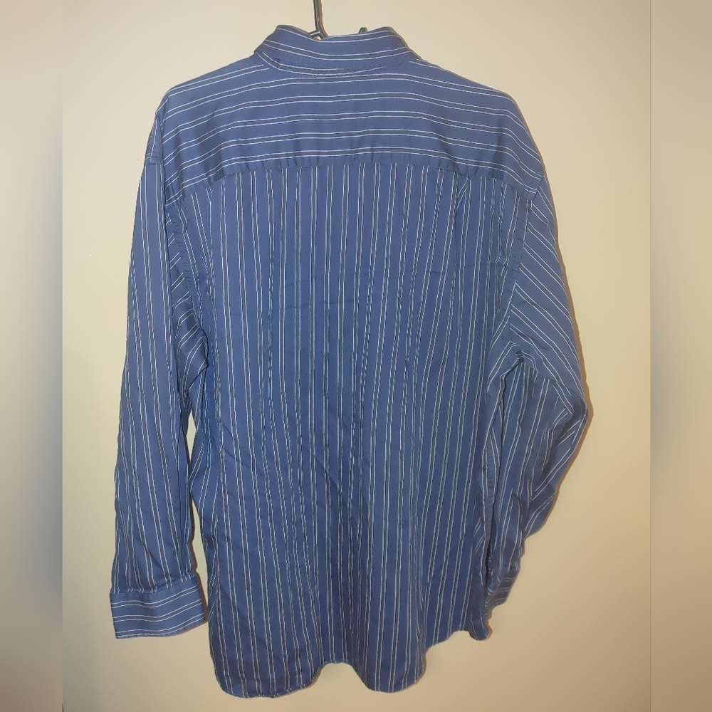 Van Heusen Blue Striped Men's Button Up Shirt, Size XL - Picture 3 of 6